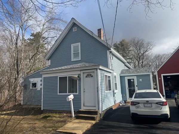 $424,999 | 53 Water Street, Gardner, MA 01440