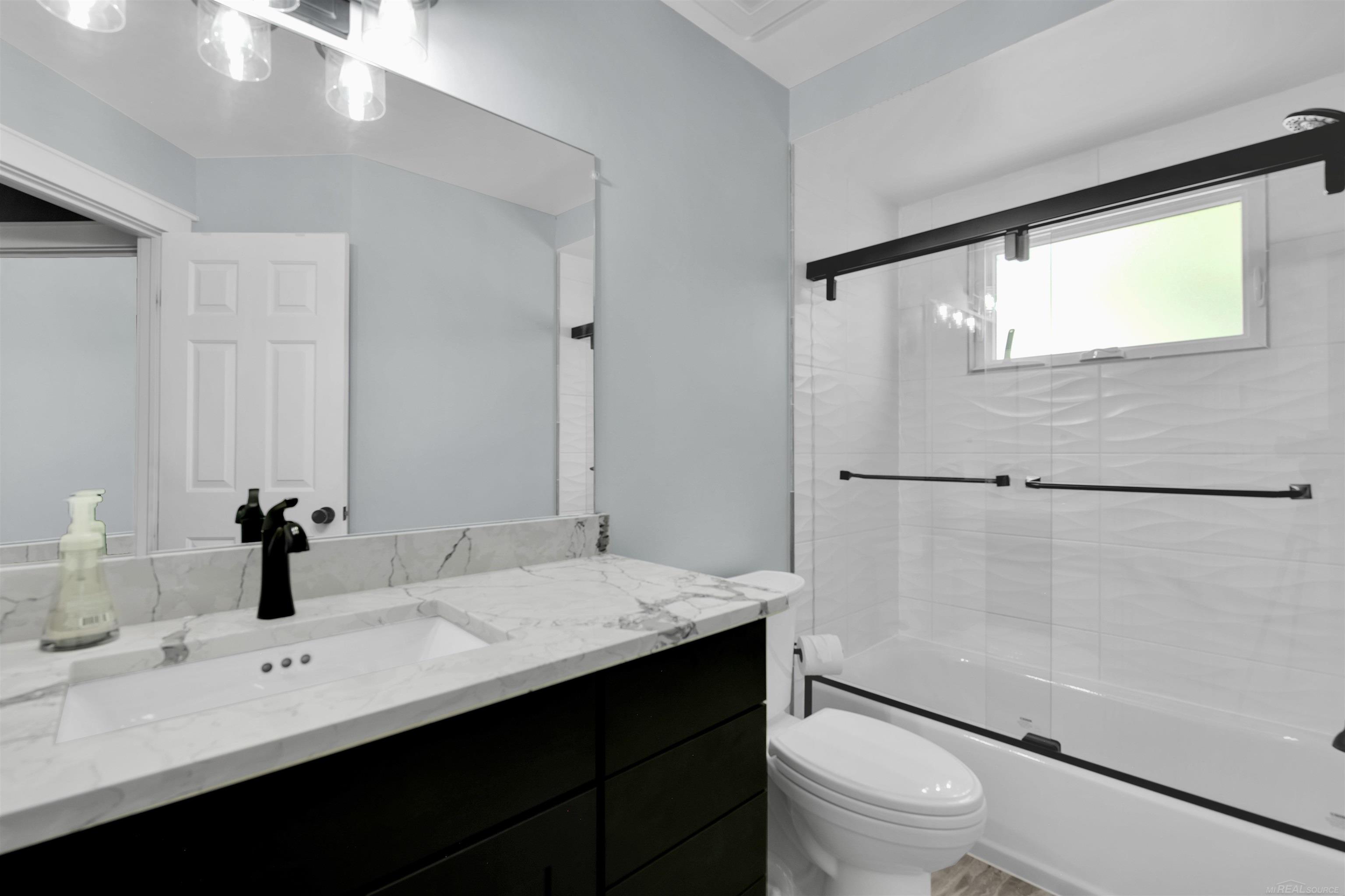 49247 Monte Road Chesterfield, MI 48047 - Photo 18 of 23
