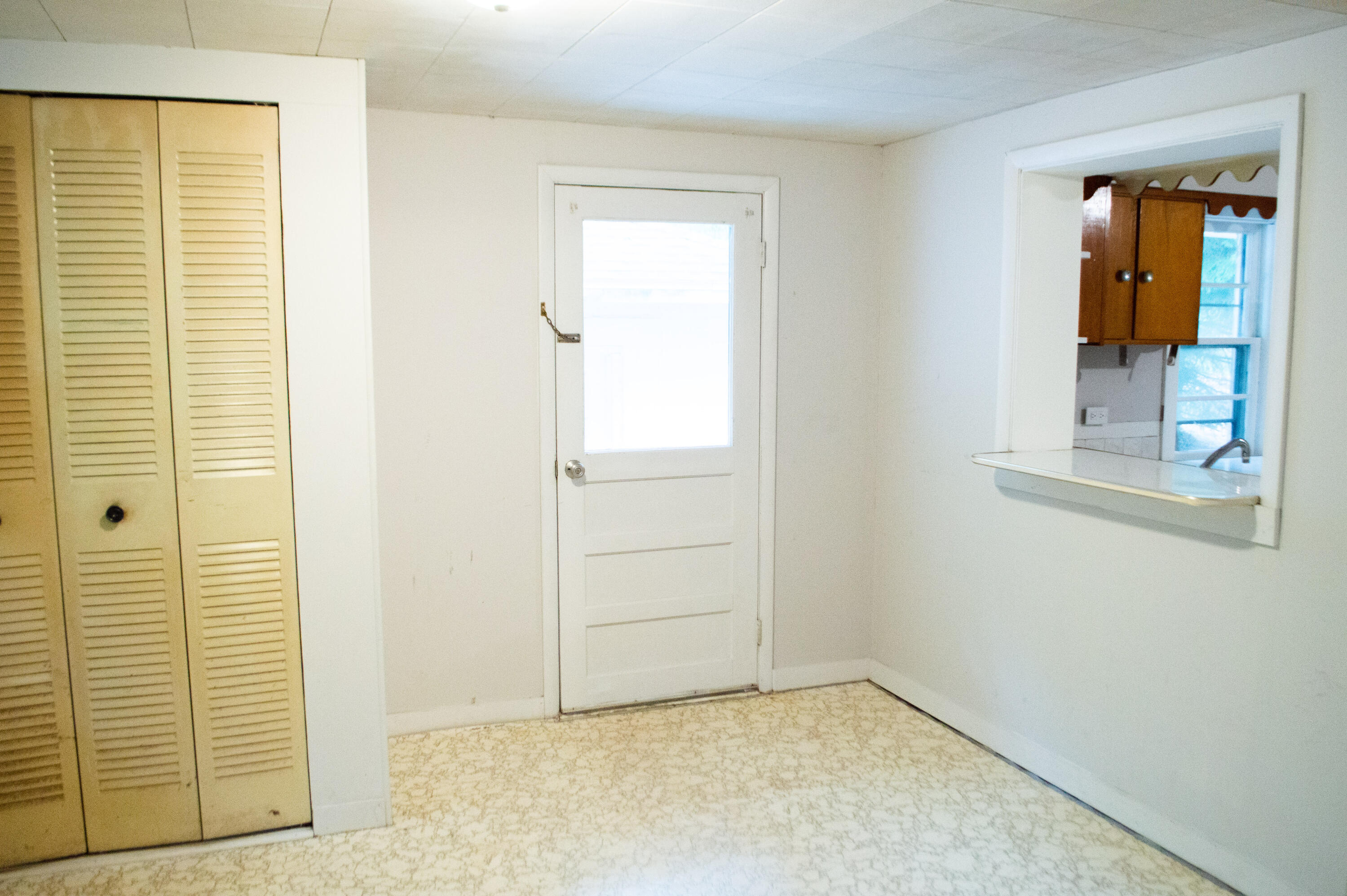 1740 Russell Road Muskegon, MI 49445 - Photo 18 of 24 Dining Room