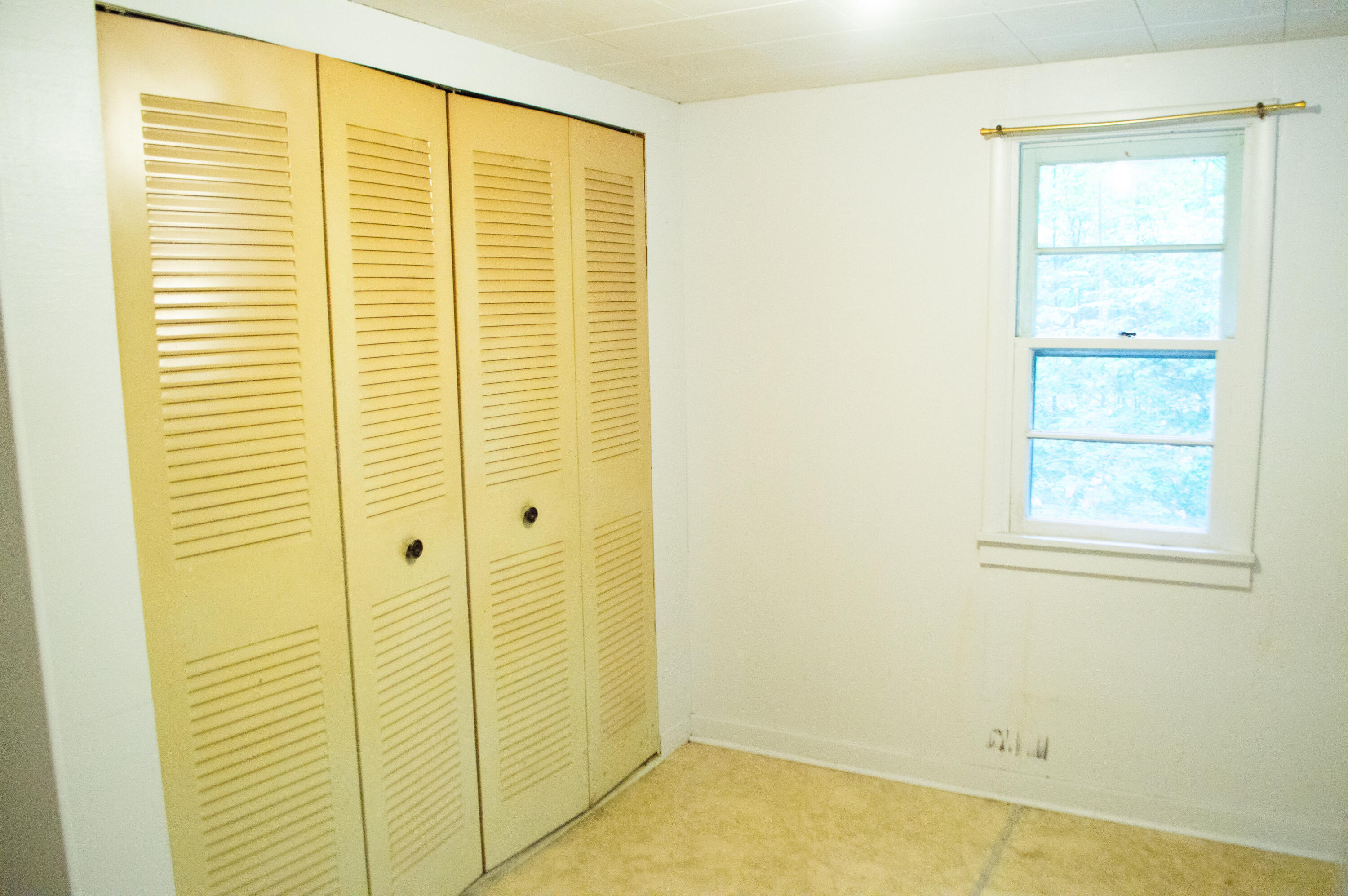 1740 Russell Road Muskegon, MI 49445 - Photo 19 of 24 Bedroom 2