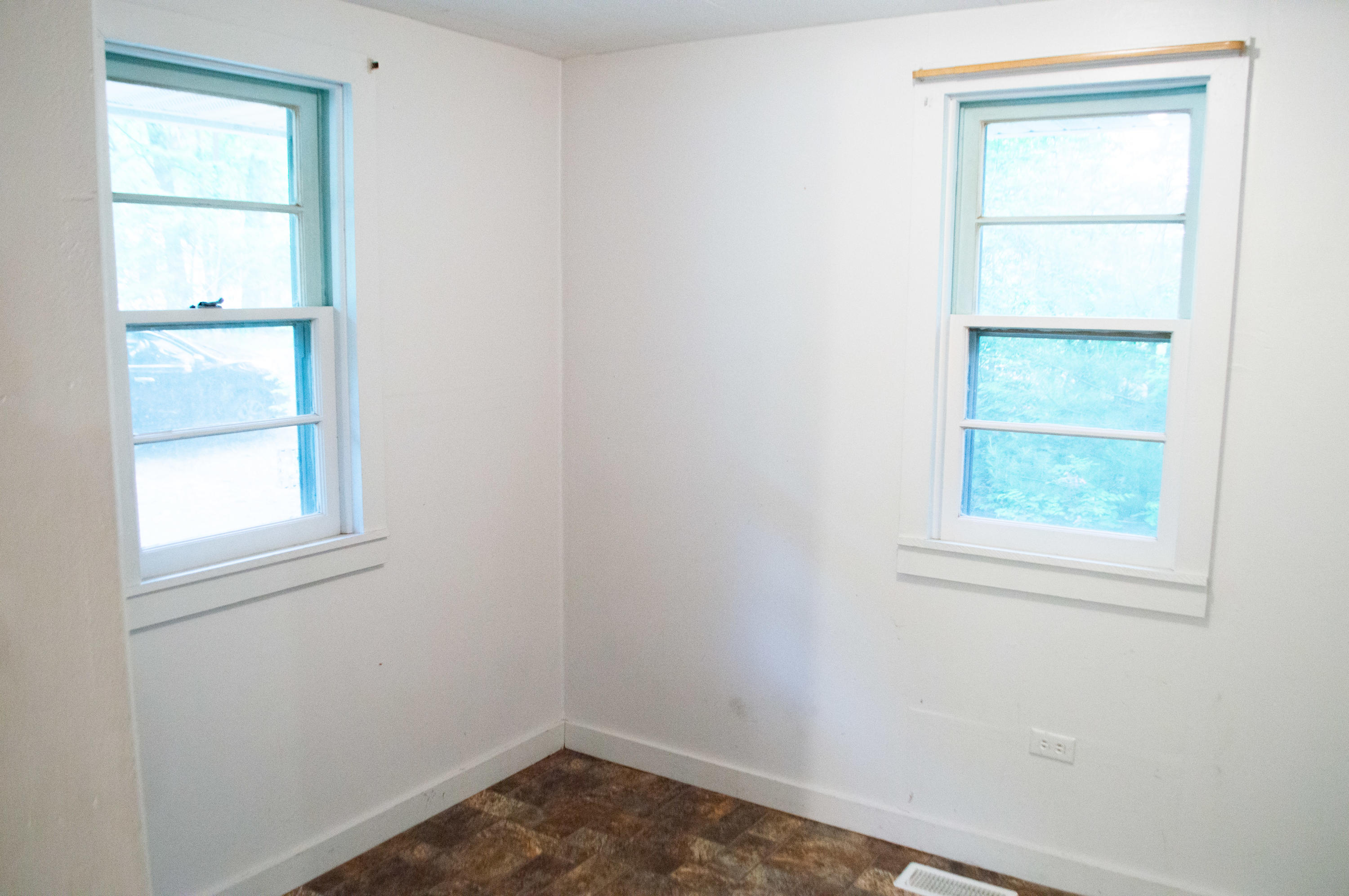 1740 Russell Road Muskegon, MI 49445 - Photo 7 of 24 Bedroom 1