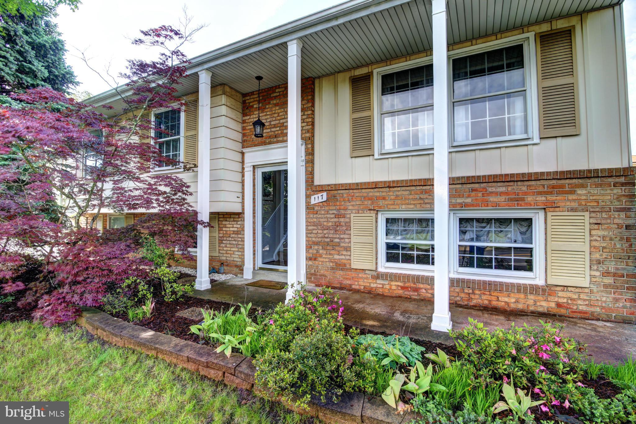 117 West Church Road Sterling, VA 20164 - Photo 2 of 28 Exterior (Front)
