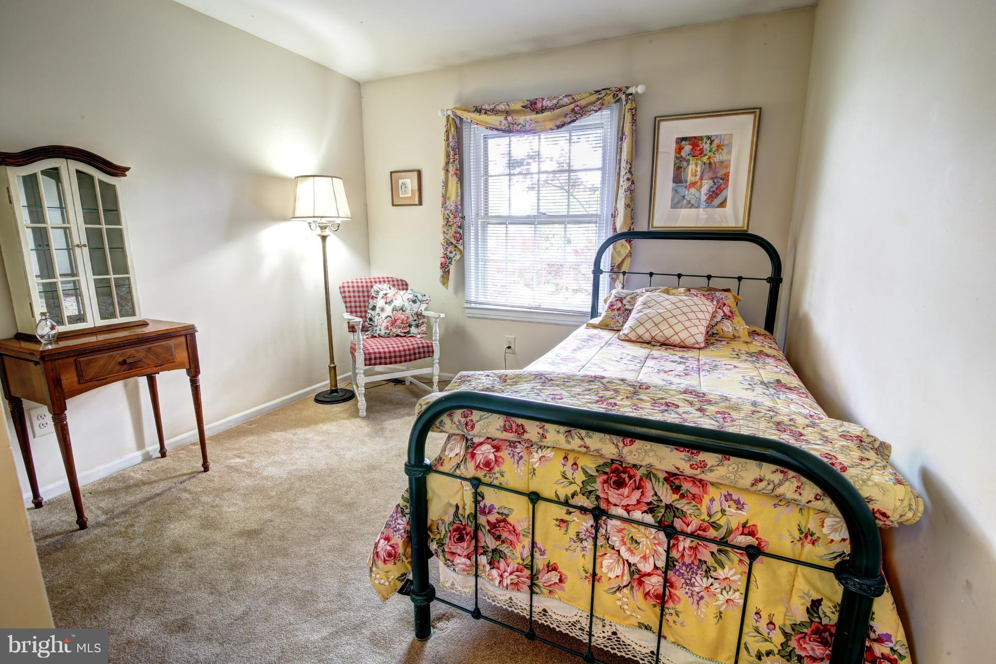 117 West Church Road Sterling, VA 20164 - Photo 15 of 28 Bedroom