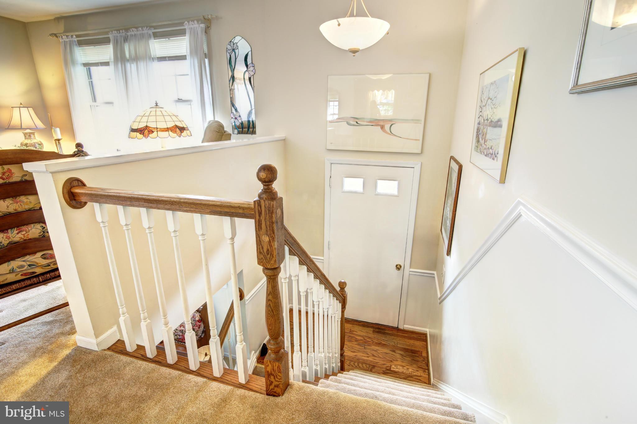 117 West Church Road Sterling, VA 20164 - Photo 3 of 28 Interior (General)