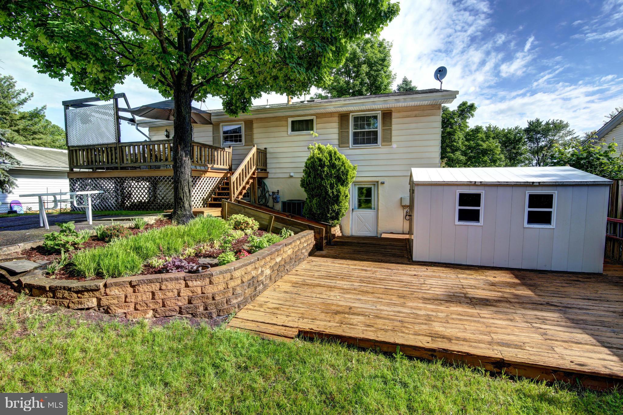 117 West Church Road Sterling, VA 20164 - Photo 24 of 28 Exterior (Rear)