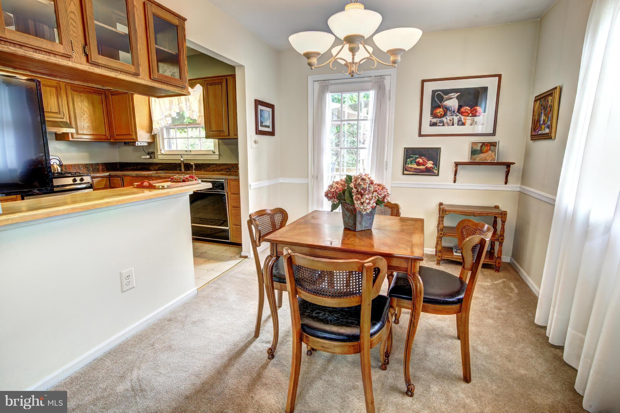117 West Church Road Sterling, VA 20164 - Photo 6 of 28 Dining Room