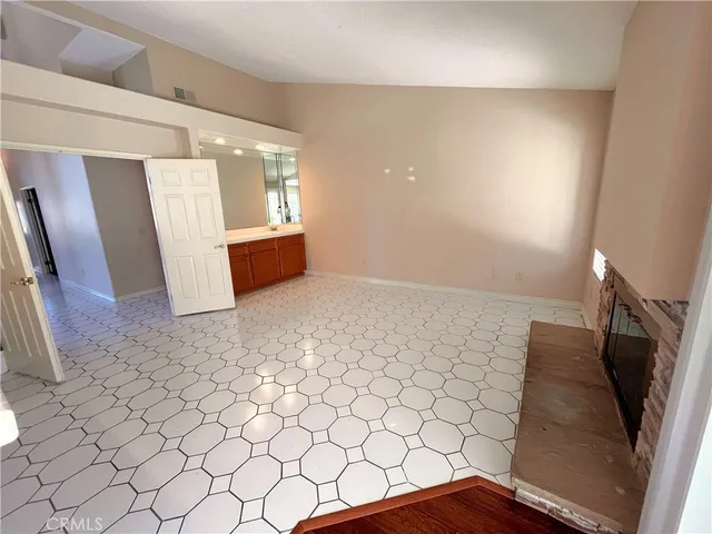 $3,700 | 30610 Open Court, Temecula, CA 92592