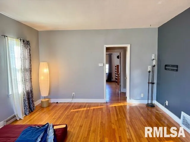 $73,000 | 2918 Pershing Boulevard, Clinton, IA 52732