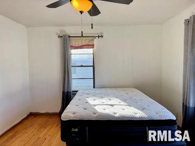 $73,000 | 2918 Pershing Boulevard, Clinton, IA 52732