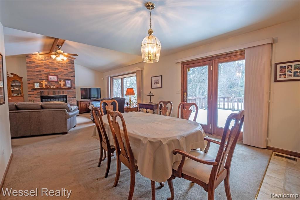 52470 Hayes Road Macomb, MI 48042 - Photo 19 of 25