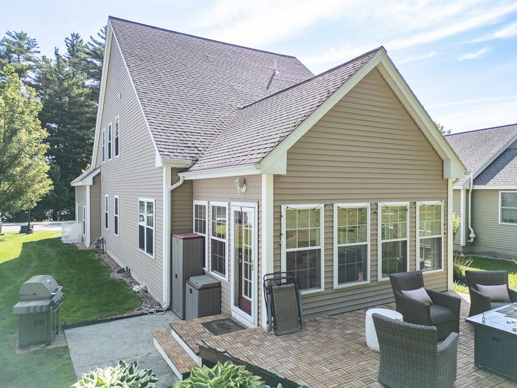 27 Hollow Ridge Drive, Unit 12 Nashua, NH 03062 - Photo 30 of 37