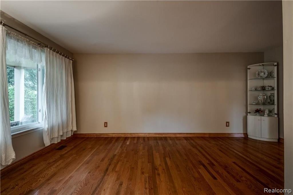 2975 Hillendale Drive Rochester Hills, MI 48309 - Photo 9 of 53