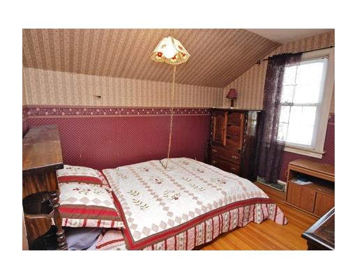 75 Treasure Road Narragansett, RI 02882 - Photo 8 of 12 Bedroom.