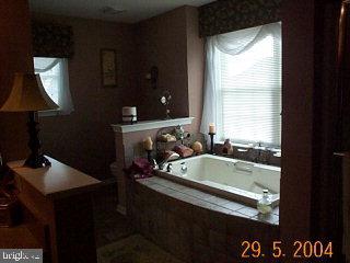 281 Bloomfield Drive Lititz, PA 17543 - Photo 12 of 13 Gallery Image 12