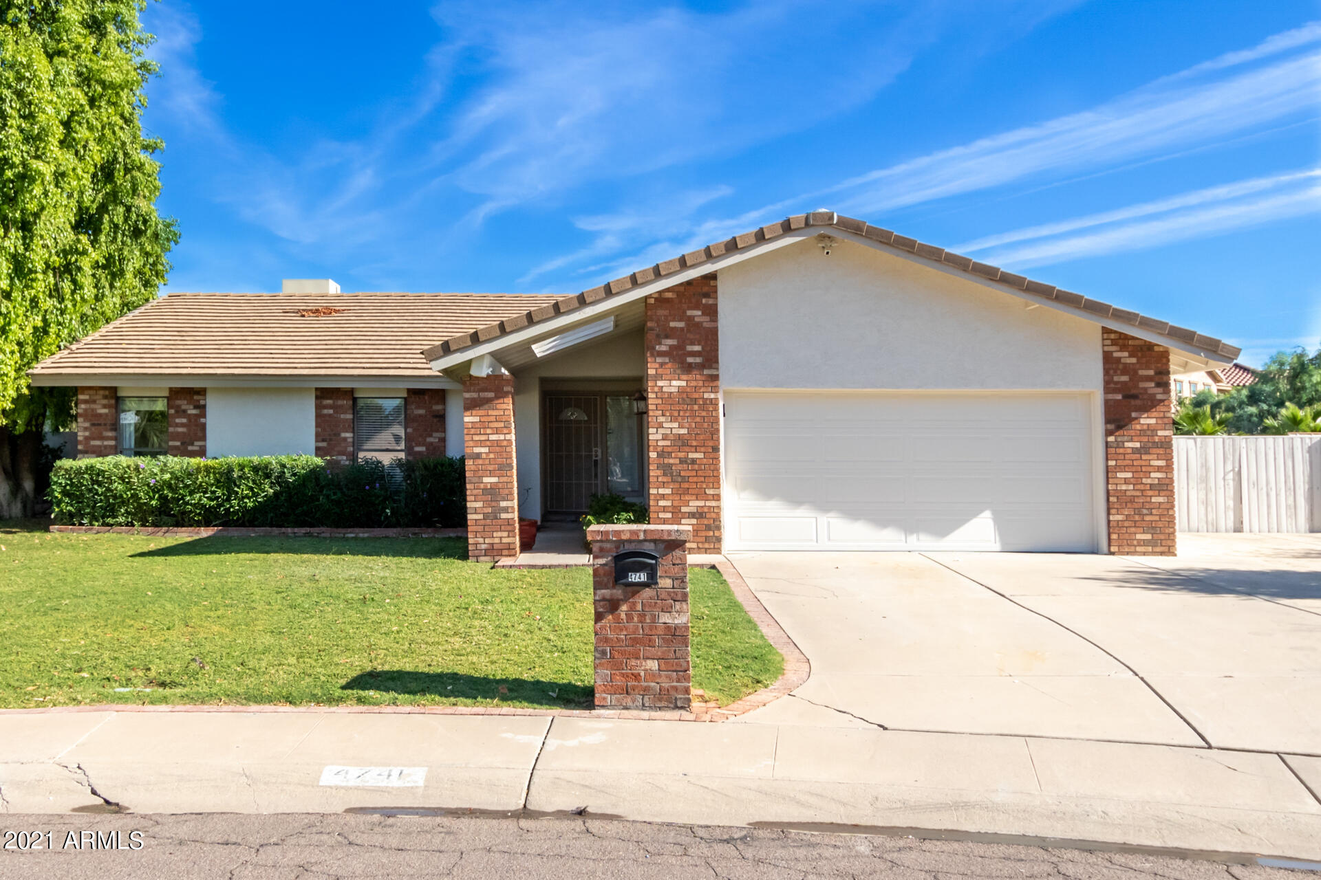 4741 East Kathleen Road Phoenix, AZ 85032 - Photo 1 of 27 Kathleen-1