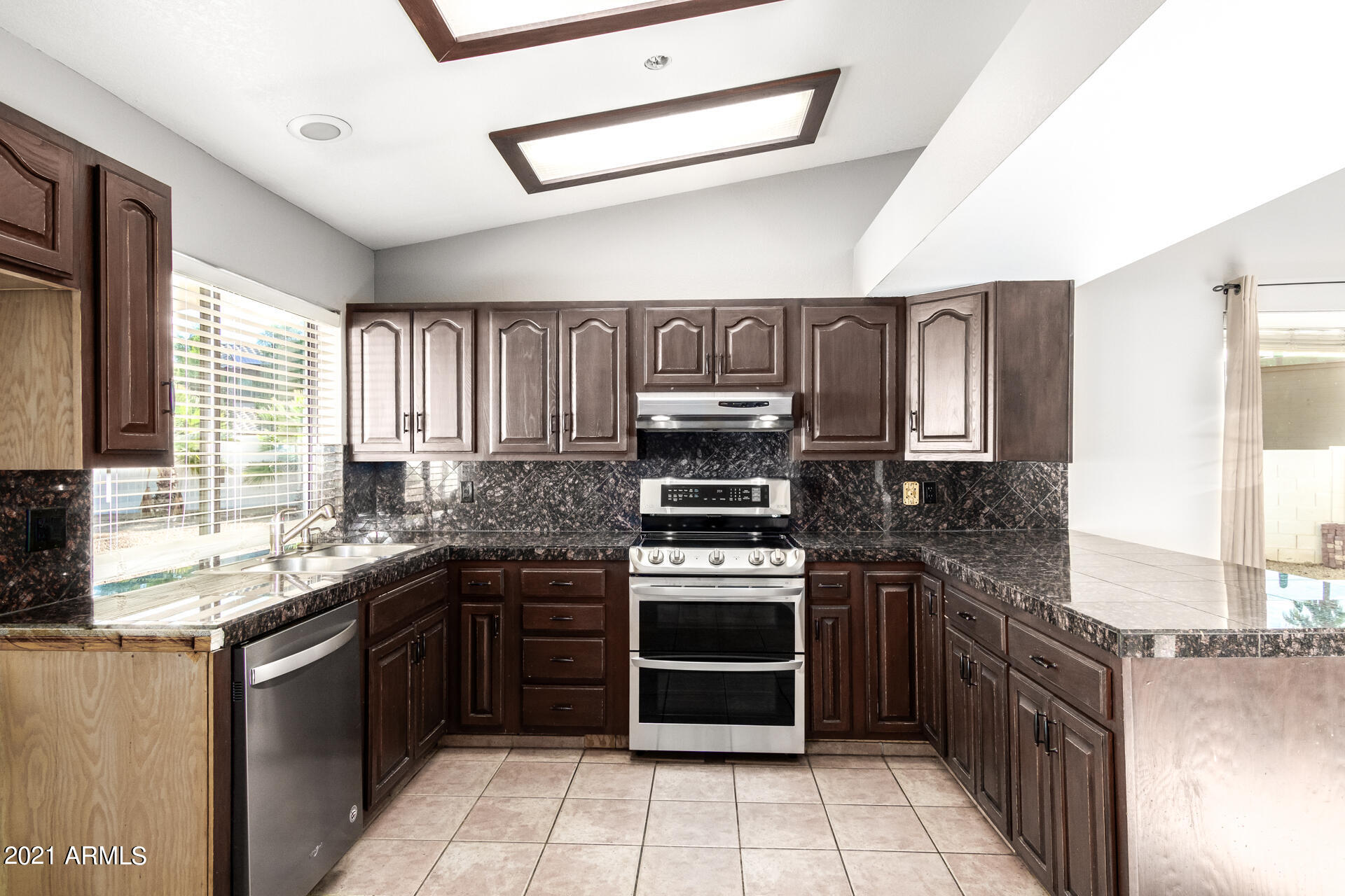 4741 East Kathleen Road Phoenix, AZ 85032 - Photo 14 of 27 Kathleen-13