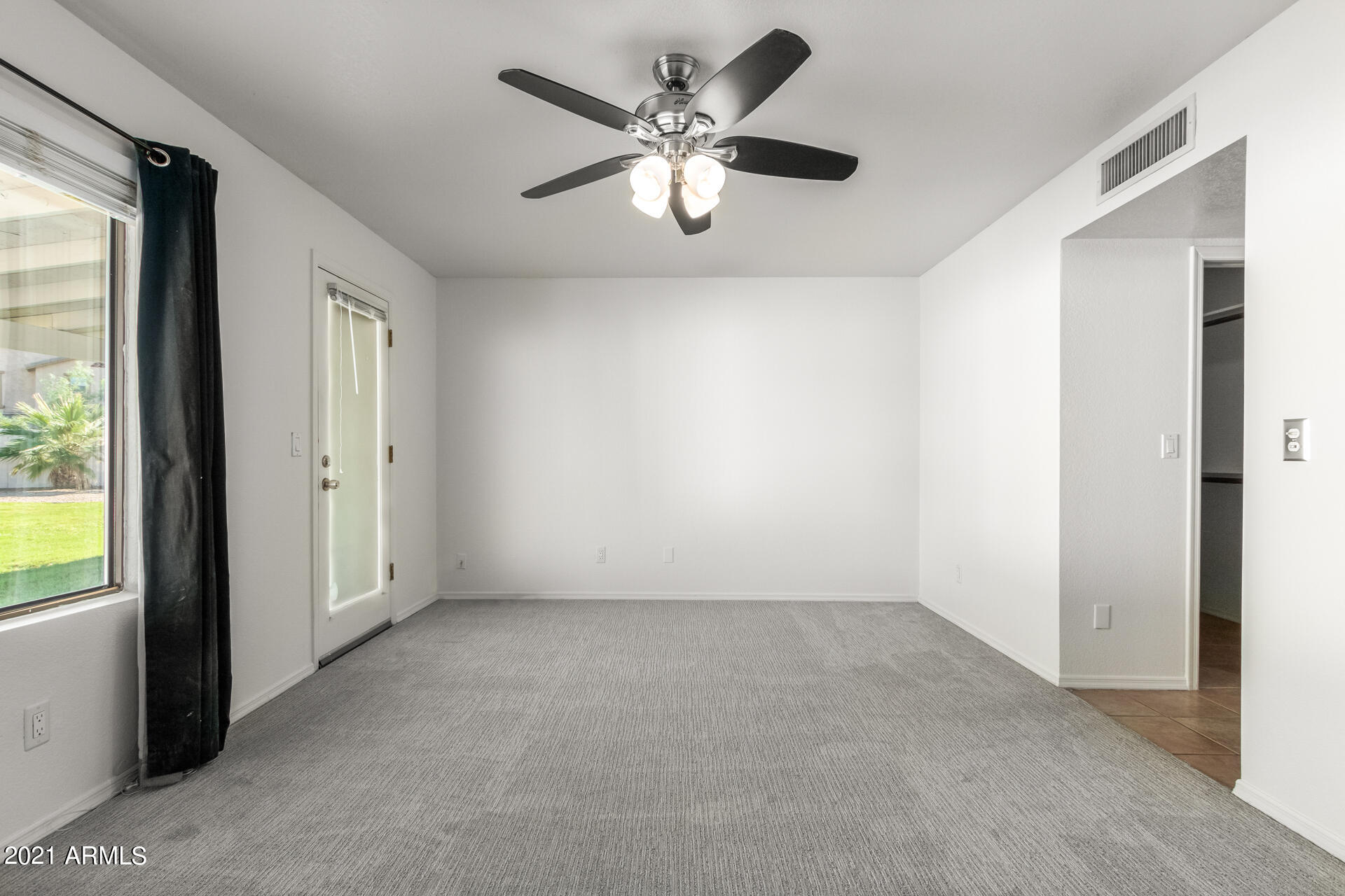4741 East Kathleen Road Phoenix, AZ 85032 - Photo 16 of 27 Kathleen-15