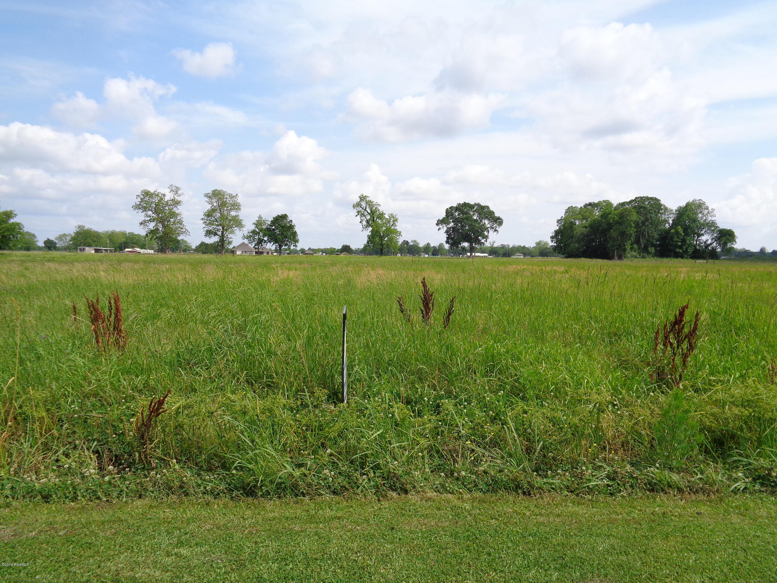 4 Chawee Road Breaux Bridge, LA 70517 - Photo 1 of 4 DSC00955