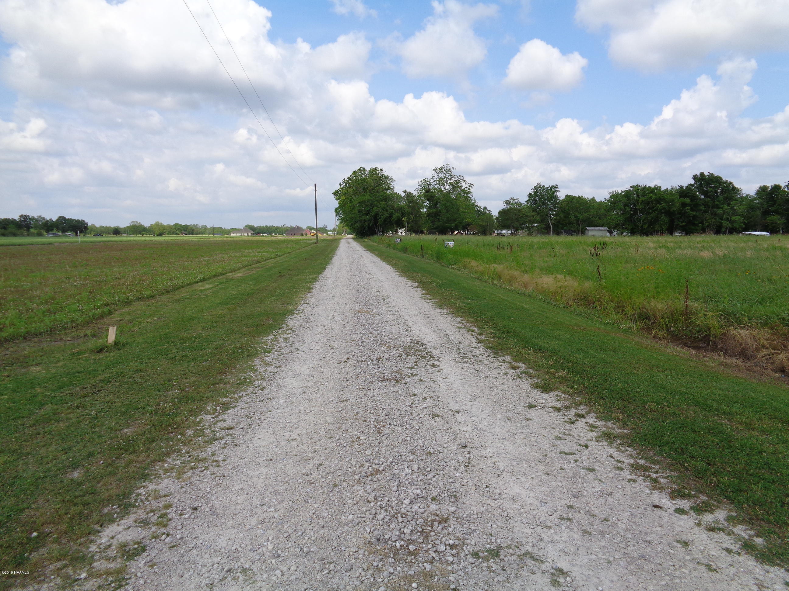 4 Chawee Road Breaux Bridge, LA 70517 - Photo 3 of 4 DSC00957