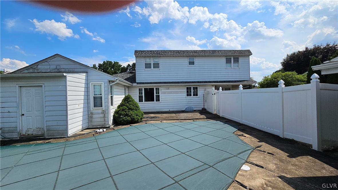 15 Ridgewood Road Easton, PA 18045 - Photo 3 of 44