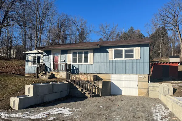 $229,999 | 41 St Claire Street, Ticonderoga, NY 12883