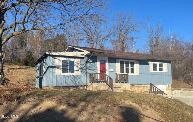 $237,500 | 41 St Claire Street, Ticonderoga, NY 12883