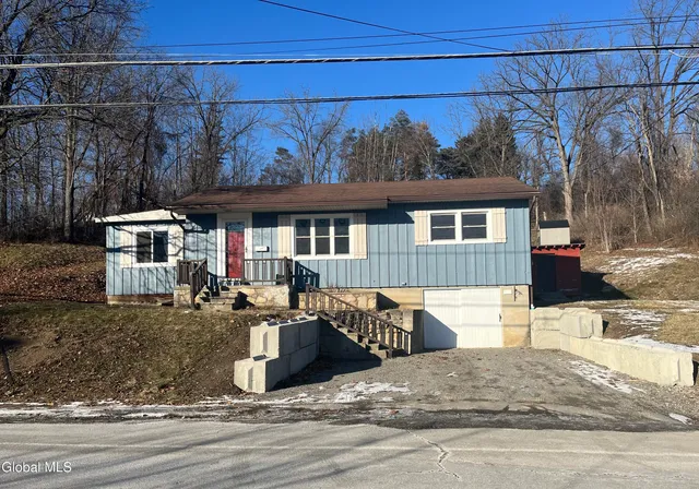 $237,500 | 41 St Claire Street, Ticonderoga, NY 12883