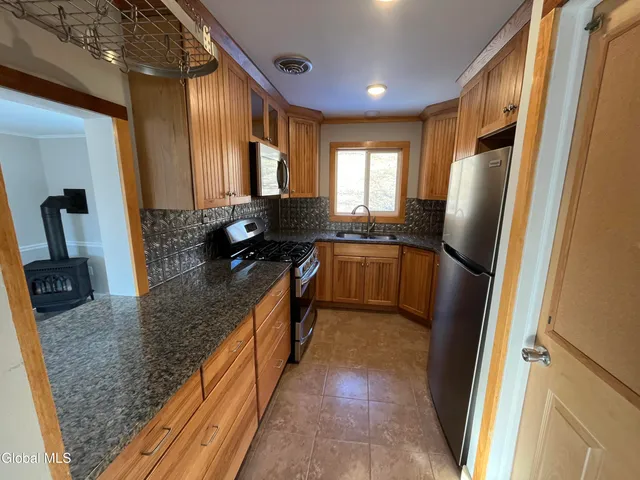 $237,500 | 41 St Claire Street, Ticonderoga, NY 12883