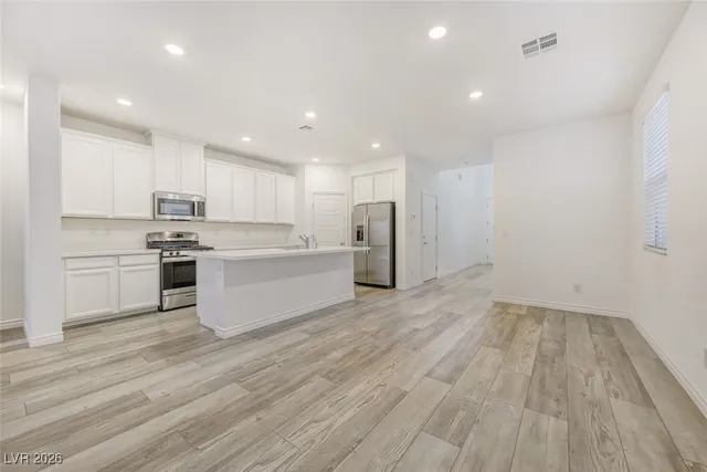 $2,100 | 6848 Stagehand Avenue, Las Vegas, NV 89156