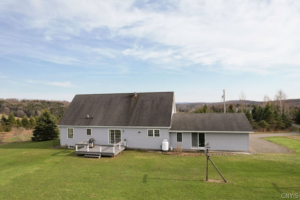 7499 Bonney Hill Road Madison, NY 13346 - Photo 4 of 33