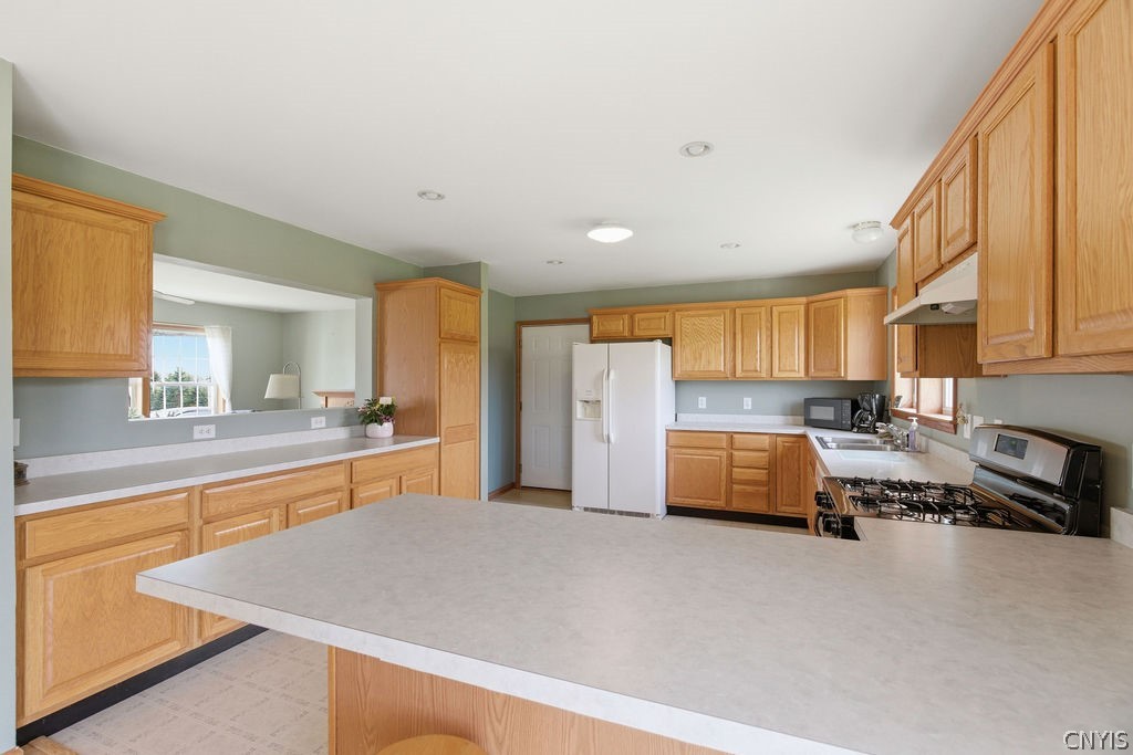 7499 Bonney Hill Road Madison, NY 13346 - Photo 10 of 33