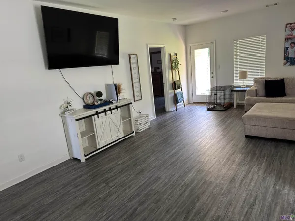 $270,000 | 35556 Grovemont Drive, Walker, LA 70785