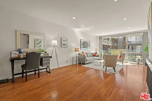 $2,400 | 1745 Camino Palmero Street, Unit 420, Los Angeles, CA 90046