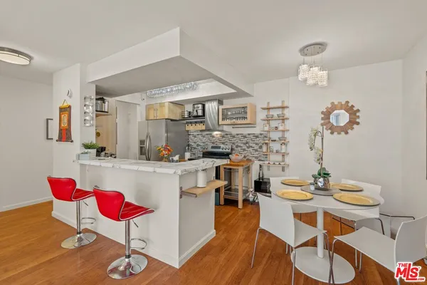 $2,400 | 1745 Camino Palmero Street, Unit 420, Los Angeles, CA 90046