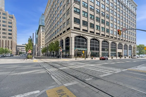 $6,800 | 99 Hudson Street, Unit 3712, Jersey City, NJ 07302