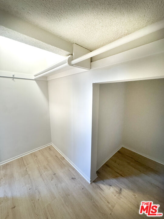 1323 South Ridgeley Drive, Unit 2 Los Angeles, CA 90019 - Photo 10 of 11