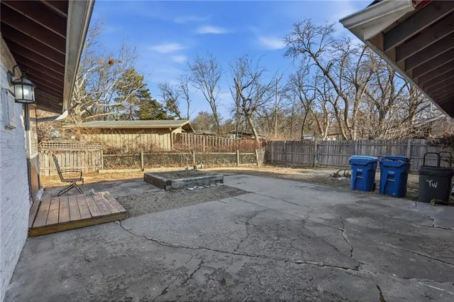 $225,000 | 7725 Lamar Avenue, Prairie Village, KS 66208