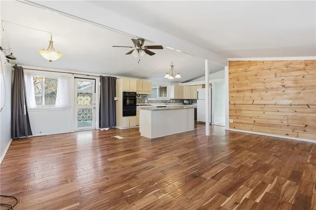 $225,000 | 7725 Lamar Avenue, Prairie Village, KS 66208