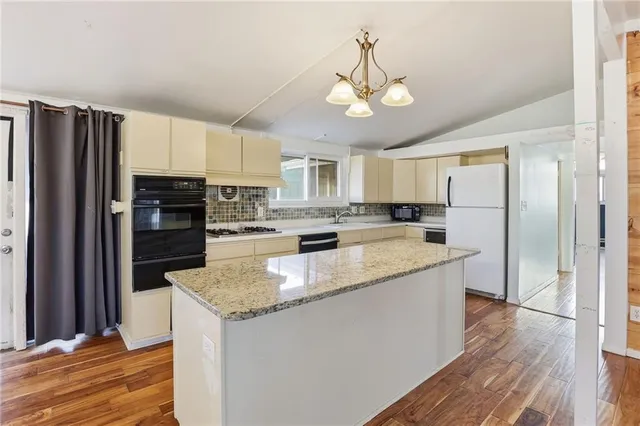 $225,000 | 7725 Lamar Avenue, Prairie Village, KS 66208