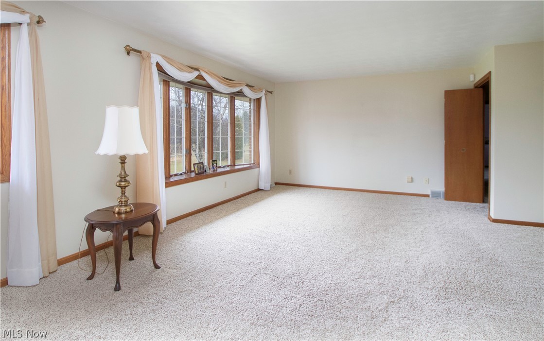 2150 Pleasant Valley Road Vienna, OH 44473 - Photo 5 of 24 Gallery Image 5