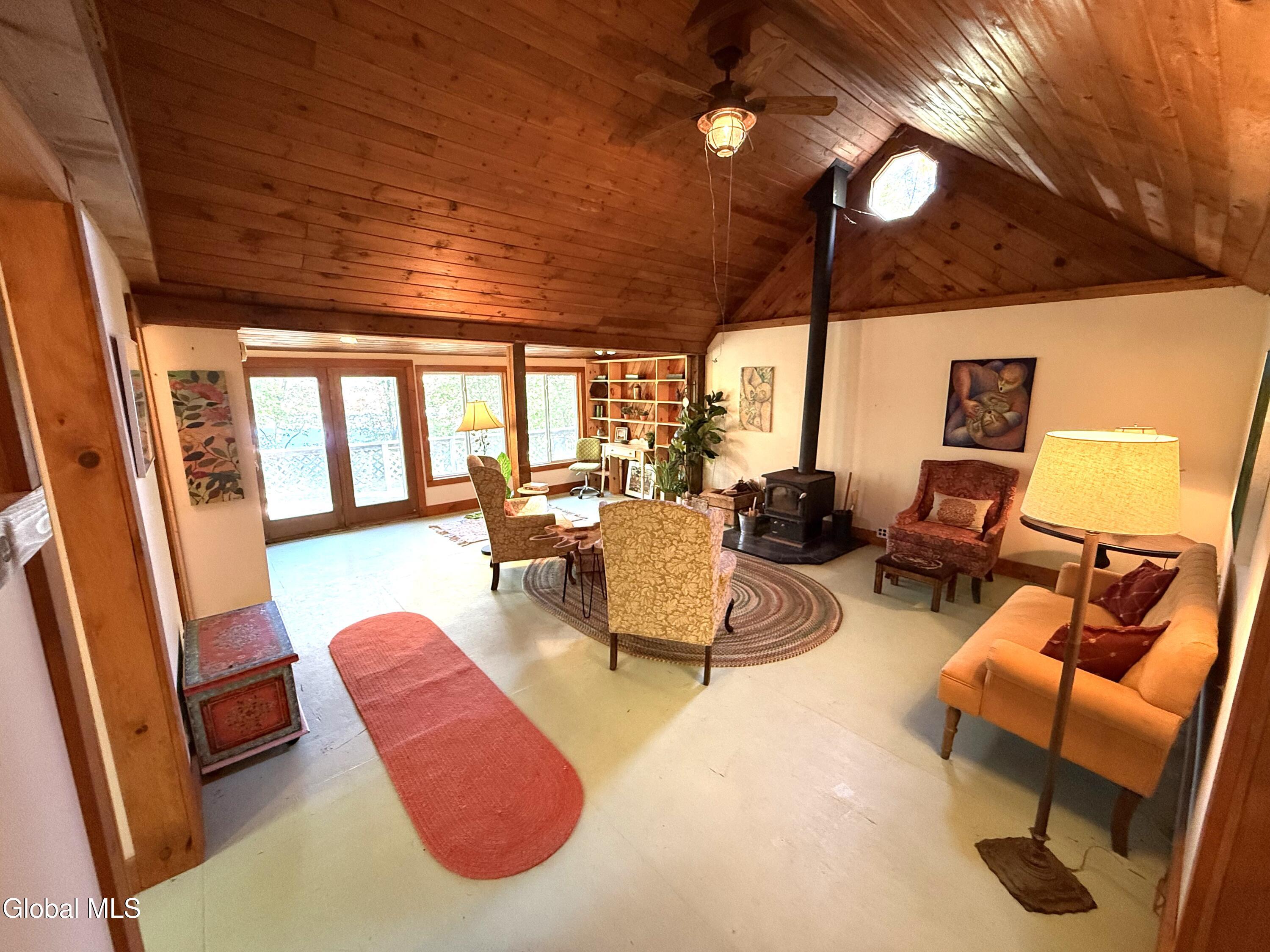 40 Seneca Road Sand Lake, NY 12196 - Photo 16 of 44 14