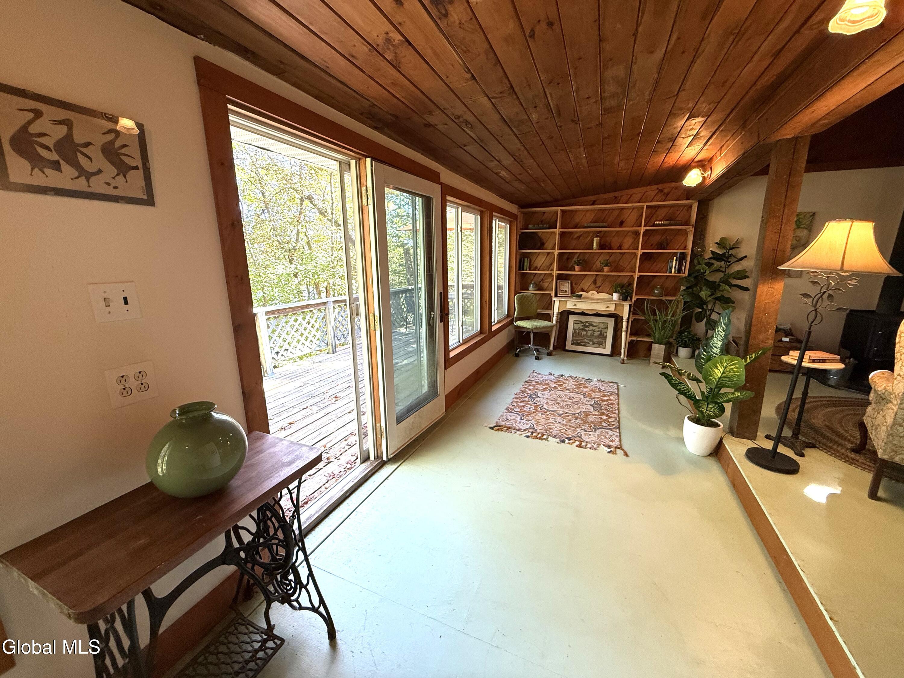 40 Seneca Road Sand Lake, NY 12196 - Photo 23 of 44 22