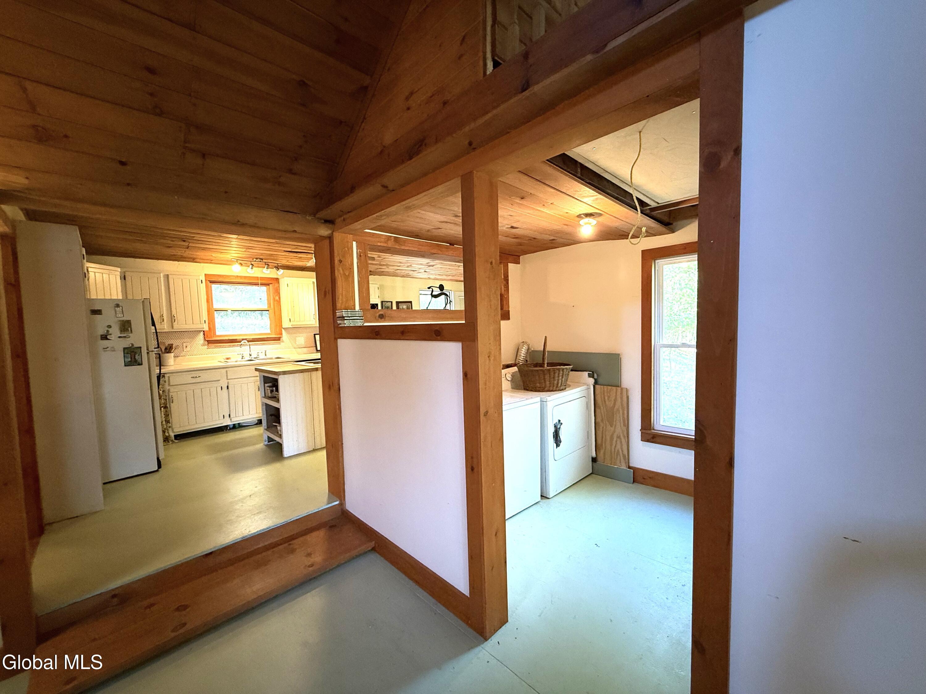 40 Seneca Road Sand Lake, NY 12196 - Photo 30 of 44 30