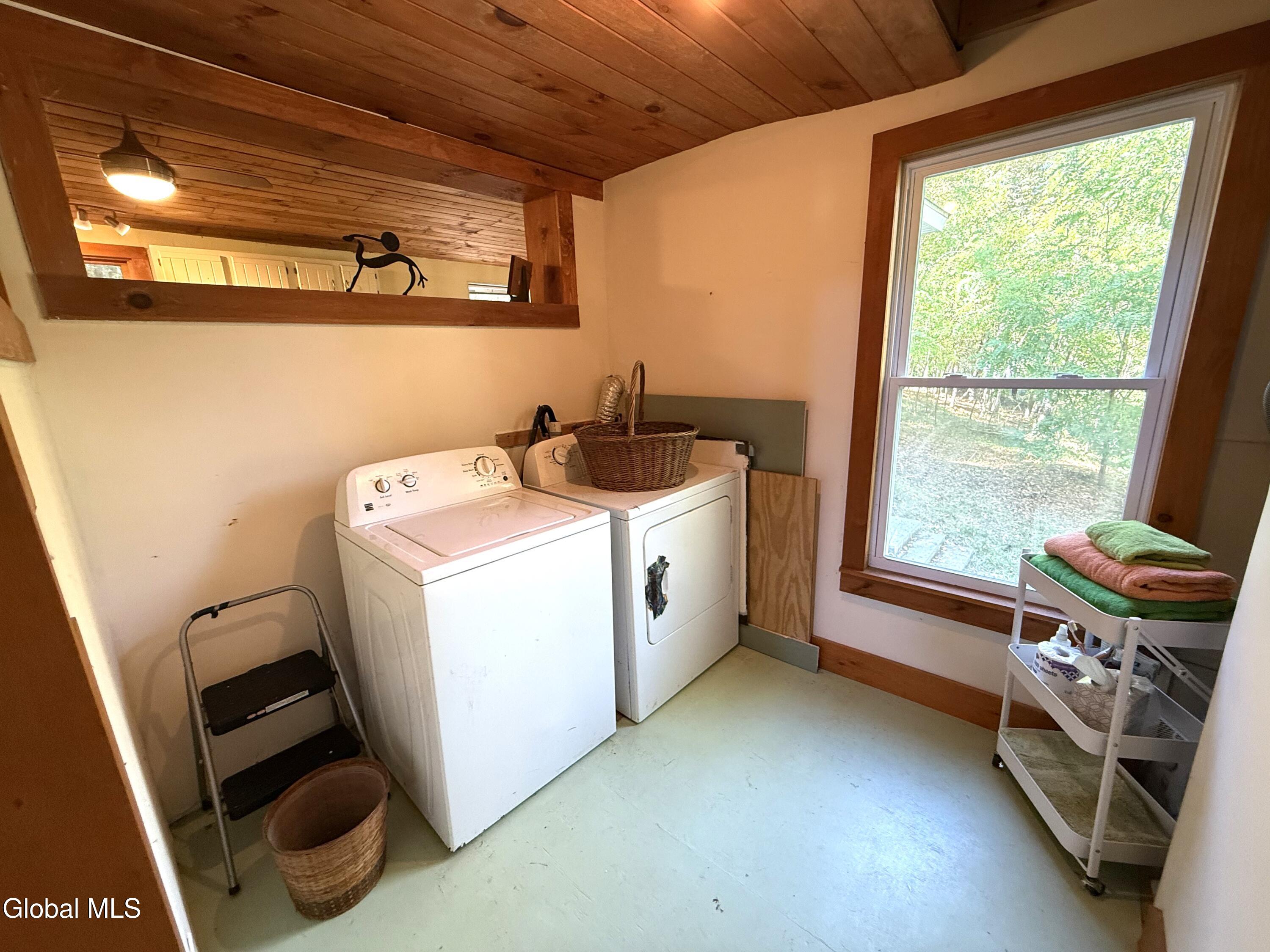 40 Seneca Road Sand Lake, NY 12196 - Photo 31 of 44 31