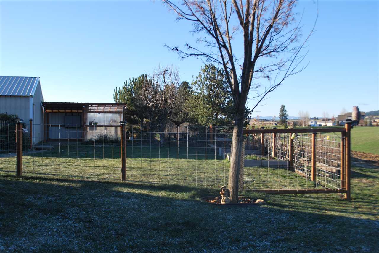 11107 East Kronquist Road Mead, WA 99021 - Photo 16 of 20