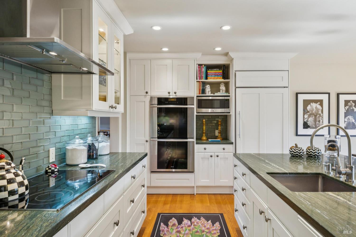 32 Greenside Way San Rafael, CA 94901 - Photo 12 of 63