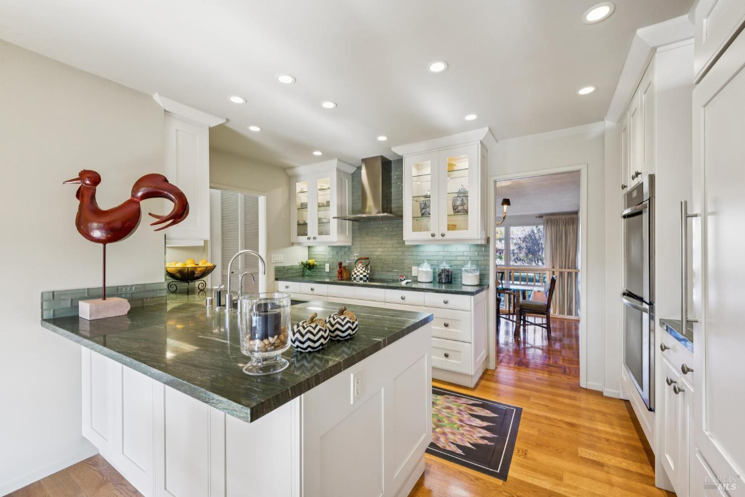 32 Greenside Way San Rafael, CA 94901 - Photo 16 of 63