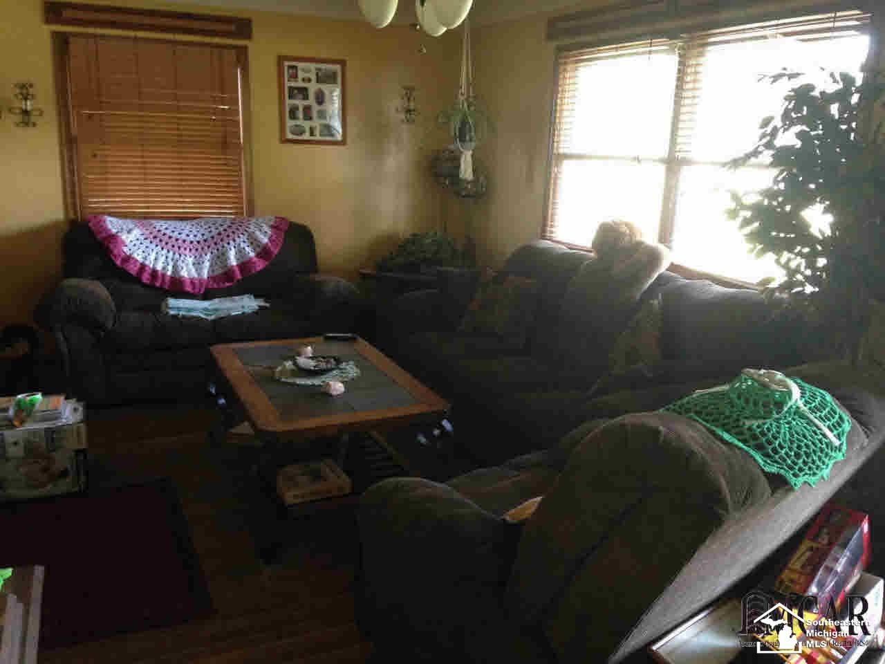 7696 North Custer Road Monroe, MI 48162 - Photo 5 of 8