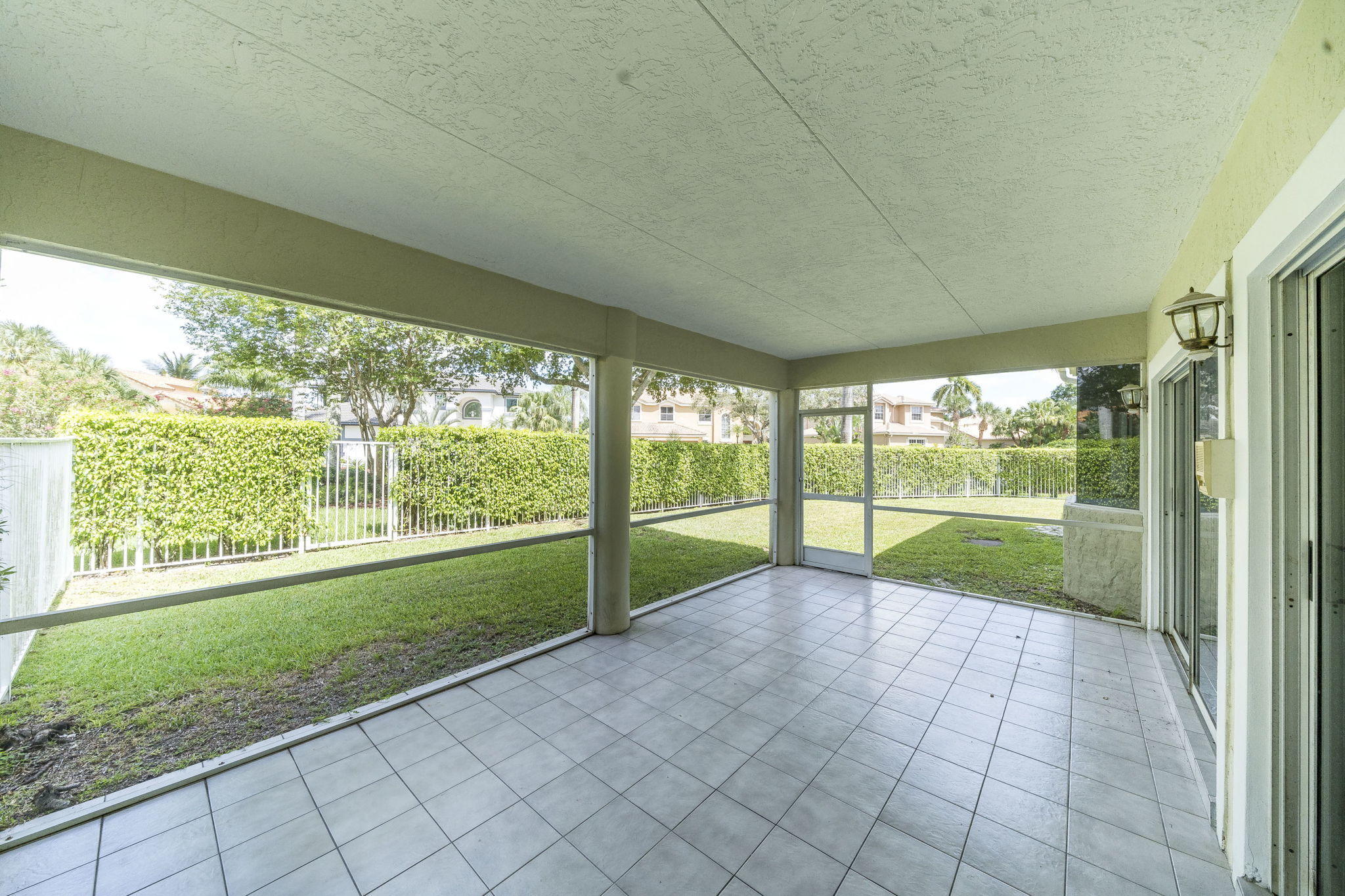 10994 Ravel Court Boca Raton, FL 33498 - Photo 10 of 70 10994+Ravel+Ct+Boca+Raton-29-large