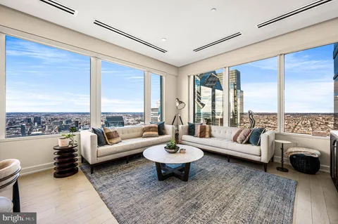 $785,000 | 50 South 16th Street, Unit 5203, Philadelphia, PA 19103
